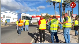 La huelga de los transportistas seguirá esta semana tras no haber acuerdo con el Gobierno